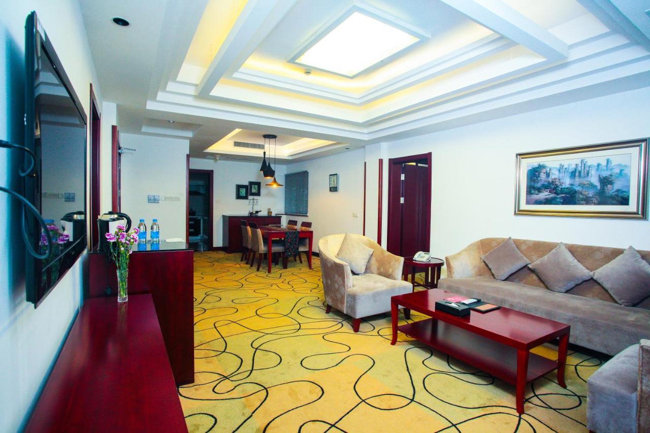 Suzhou Taoyuan International Holiday Hotel Exterior photo
