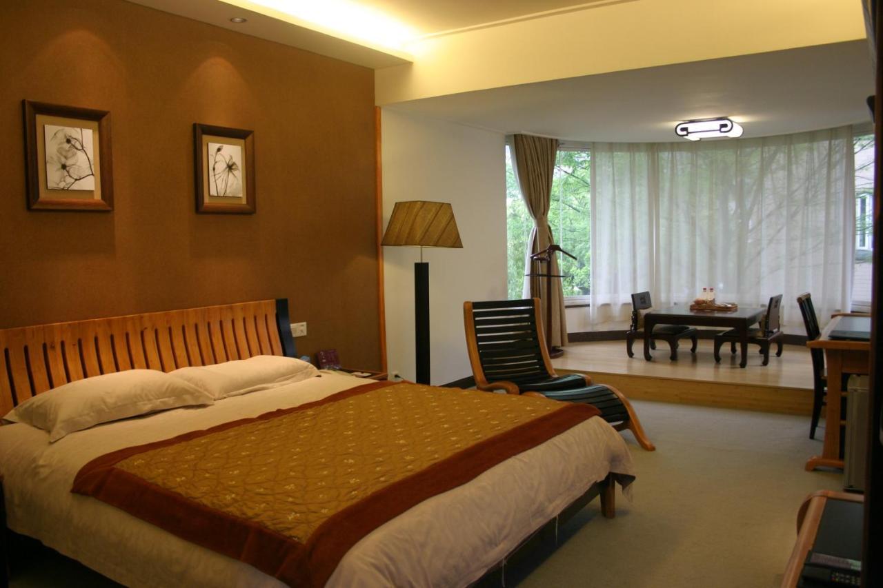 Suzhou Taoyuan International Holiday Hotel Exterior photo